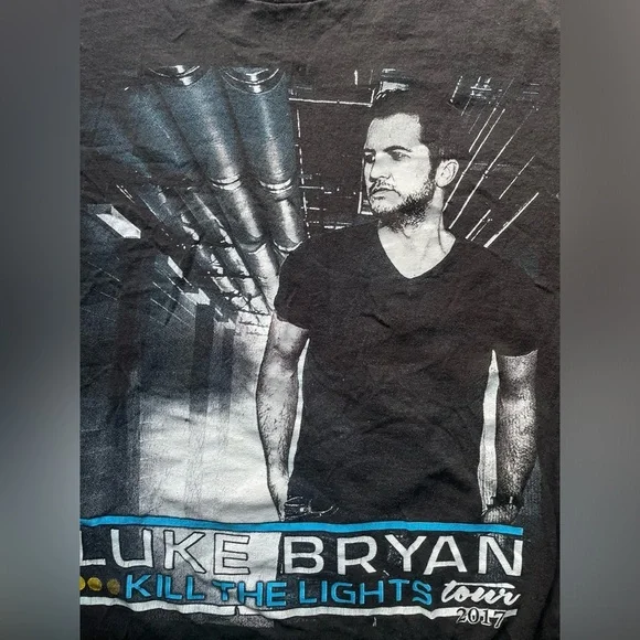 Luke Bryan Concert Tee Kill The Lights Tour 2017 Size Medium 100% Cotton - Picture 4 of 8